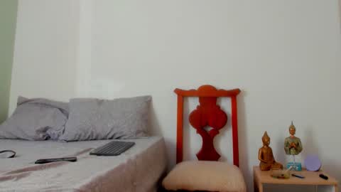 Snapshot of dusan_grey chatting on 09.26.25 DUSAN  GREY online show from 09.26.25