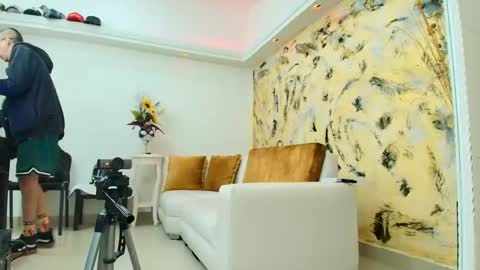 Dustin Dollin online show from 03.08.25