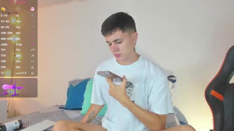 Snapshot of dustinlevine chatting on 01.09.25 Dustin Levy online show from 01.09.25