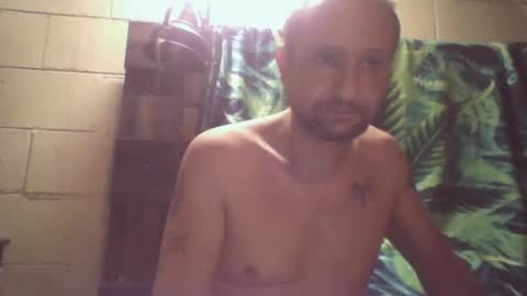 Snapshot of dustoutking855987 chatting on 05.10.26 dustoutking855987 online show from 05.10.26