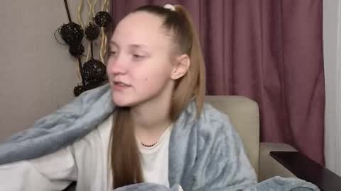 Snapshot of dustydeida chatting on 12.15.25 Jenny online show from 12.15.25