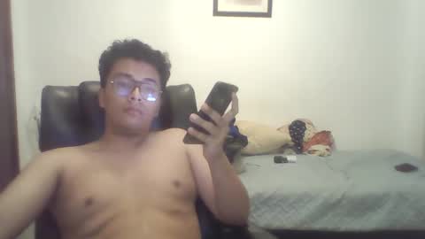 Snapshot of dustydik12 chatting on 09.18.25 dustydik12 online show from 09.18.25