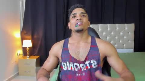 DUSTYN MICHELLE online show from 04.06.26