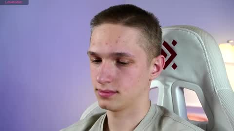 Dustyn online show from 03.05.25