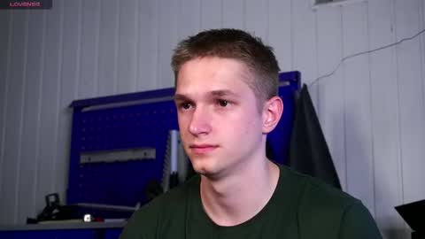 Dustyn online show from 11.08.25