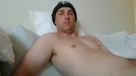 Snapshot of dustyroy09 chatting on 01.08.25 dustyroy09 online show from 01.08.25