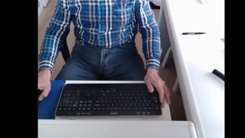 dutchpornking2 online show from 02.25.25