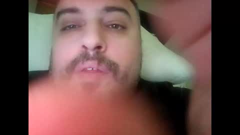 Snapshot of dwizziz chatting on 10.27.25 Ivan online show from 10.27.25