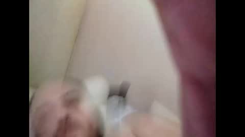 Snapshot of dwizziz chatting on 11.13.25 Ivan online show from 11.13.25