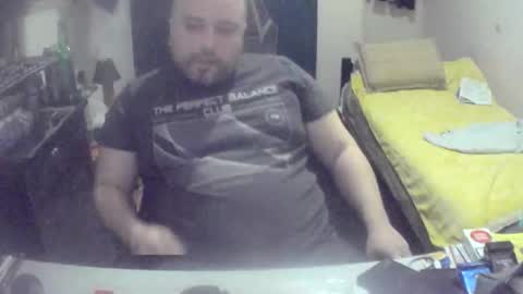 Snapshot of dwizziz chatting on 04.03.26 Ivan online show from 04.03.26