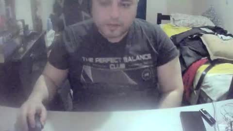 Snapshot of dwizziz chatting on 04.12.26 Ivan online show from 04.12.26