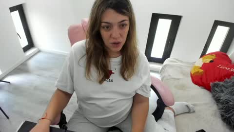 Snapshot of dyanakaylin chatting on 05.21.26 dayana online show from 05.21.26
