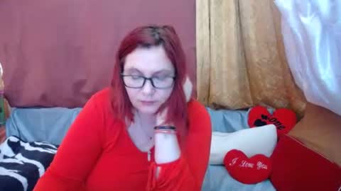 Snapshot of dyannelovee chatting on 05.20.26 Dyanne online show from 05.20.26