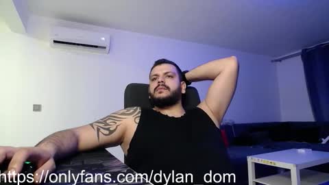Dylan Dom  online show from 03.11.26
