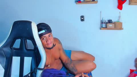 Snapshot of dylan_jake1 chatting on 02.25.26 Dylan online show from 02.25.26