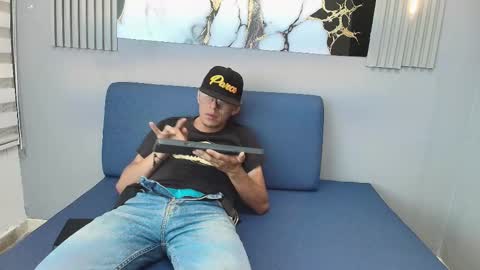 DYLAN online show from 10.21.25