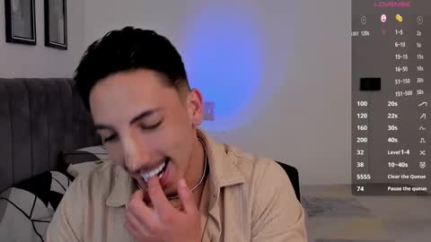 Snapshot of dylan_spencer chatting on 02.27.25 Bryan model independient online show from 02.27.25