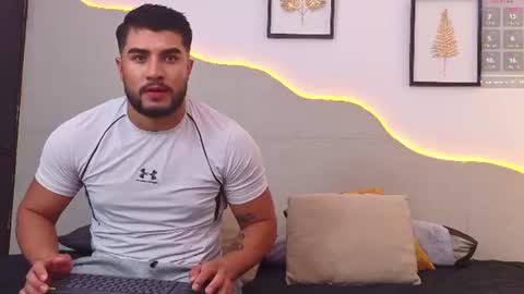 Bryan model independient online show from 06.10.26