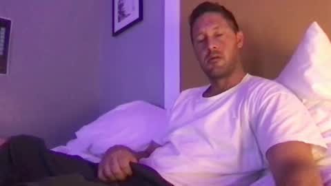 Snapshot of dylan_thick chatting on 09.25.25 Dylans ThicK online show from 09.25.25