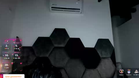 Snapshot of dylan_turner_ chatting on 09.20.25 dylan_turner_ online show from 09.20.25