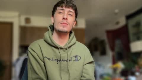 Dylan Daniel 7.8 online show from 09.12.25