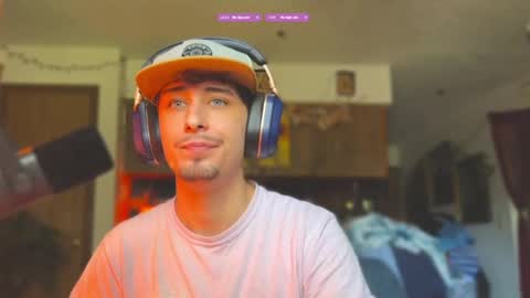 Dylan Daniel 7.8 online show from 09.29.25