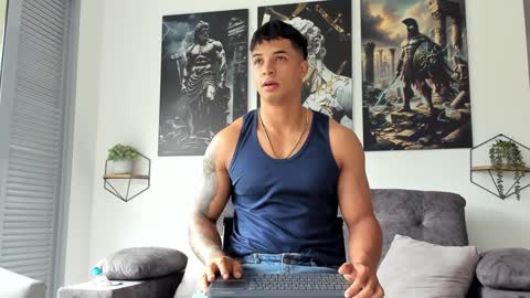 Snapshot of dylanrivera_ chatting on 02.04.25 Dylan Rivera online show from 02.04.25