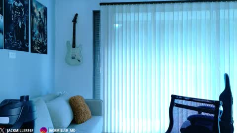 Snapshot of dylanrivera_ chatting on 10.19.25 Dylan Rivera online show from 10.19.25