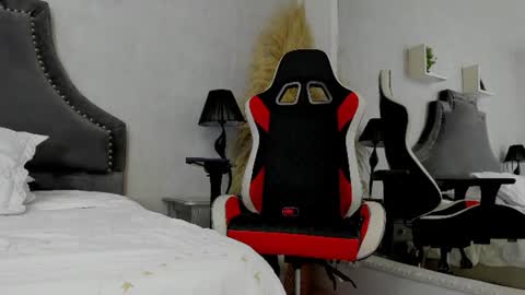 dylanroyce_ online show from 06.13.26