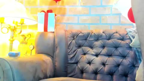 D Y L A N online show from 02.08.25