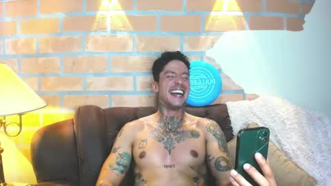 D Y L A N online show from 03.09.25