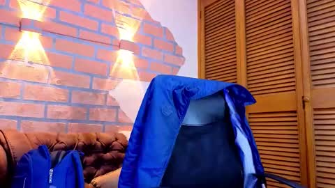 D Y L A N online show from 02.12.26