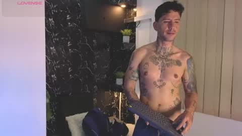 D Y L A N online show from 06.15.26