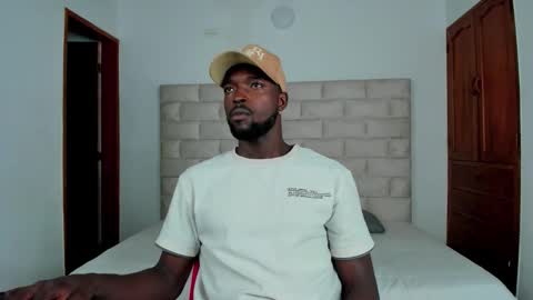 Dylan Taylor online show from 11.12.25