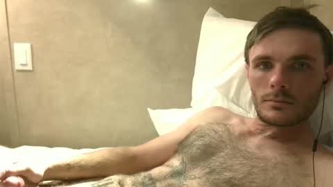 Snapshot of dylp400 chatting on 01.07.25 dylp400 online show from 01.07.25