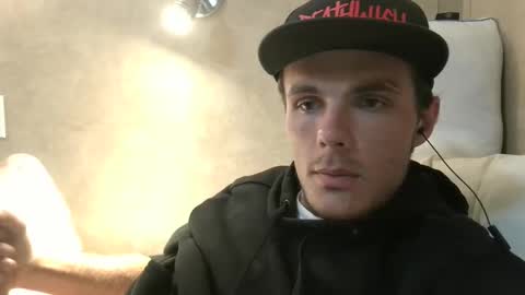 Snapshot of dylp400 chatting on 02.12.25 dylp400 online show from 02.12.25