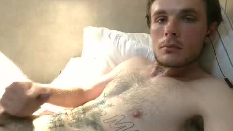 Snapshot of dylp400 chatting on 02.19.25 dylp400 online show from 02.19.25