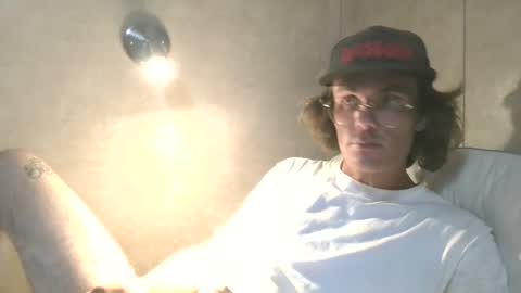 Snapshot of dylp400 chatting on 09.10.25 dylp400 online show from 09.10.25