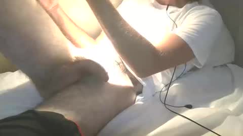 Snapshot of dylp400 chatting on 10.13.25 dylp400 online show from 10.13.25