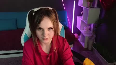 Snapshot of dyna_bae chatting on 03.09.25 Dyna online show from 03.09.25