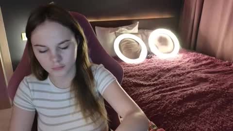 Snapshot of dyna_bae chatting on 09.24.25 Dyna online show from 09.24.25