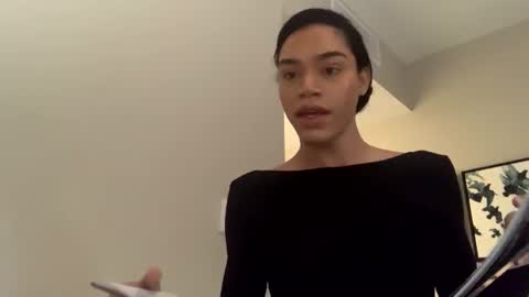 Snapshot of dynasty313 chatting on 01.06.25 Dynasty online show from 01.06.25