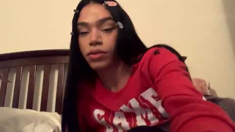 Snapshot of dynasty313 chatting on 01.12.25 Dynasty online show from 01.12.25