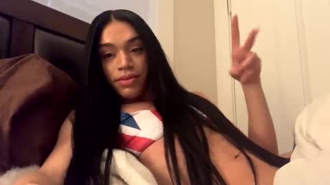 Snapshot of dynasty313 chatting on 01.13.25 Dynasty online show from 01.13.25