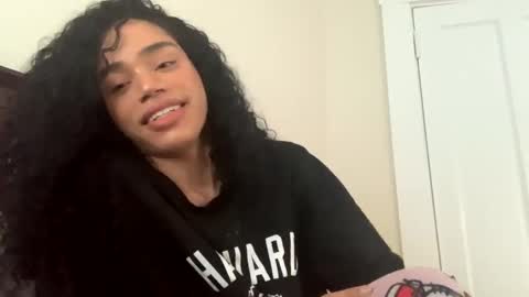 Snapshot of dynasty313 chatting on 01.19.25 Dynasty online show from 01.19.25