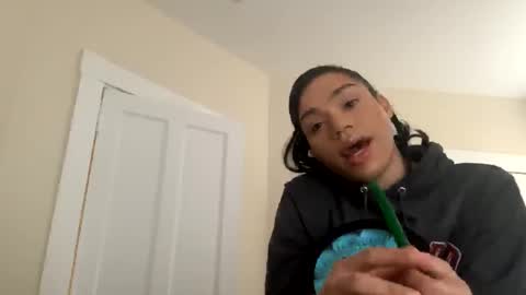 Snapshot of dynasty313 chatting on 02.25.25 Dynasty online show from 02.25.25