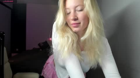 fansly - yourbestbaby online show from 12.31.24