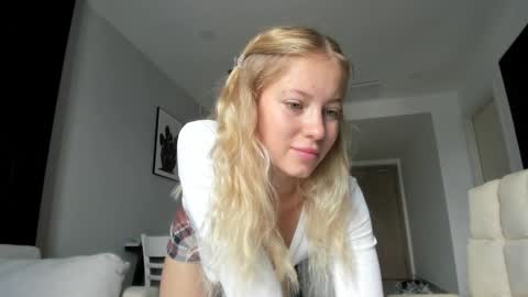 fansly - yourbestbaby online show from 01.26.25