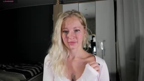 fansly - yourbestbaby online show from 03.05.25