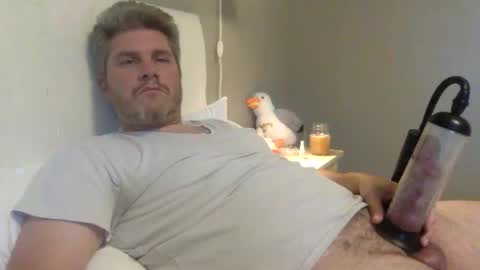 Snapshot of eagleraptor35 chatting on 09.24.25 ER35 online show from 09.24.25